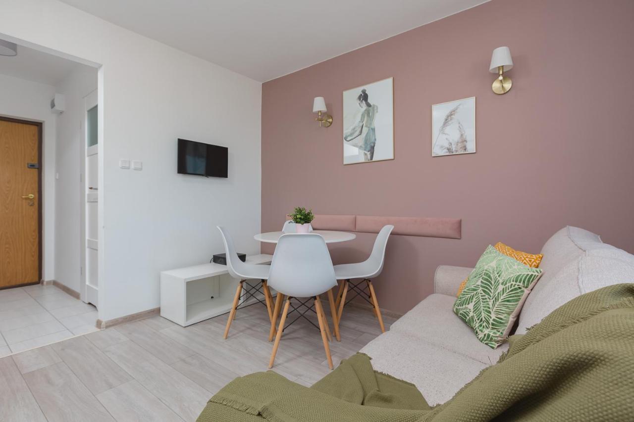 Apartaments Solec 79 By Noclegi Renters 바르샤바 외부 사진